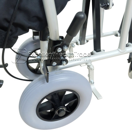 00658: รถเข็นพกพาล้อหนา - พร้อมกระเป๋า (Portable Alloy Wheelchair KIMBER) (WS-01) - น้ำเงิน